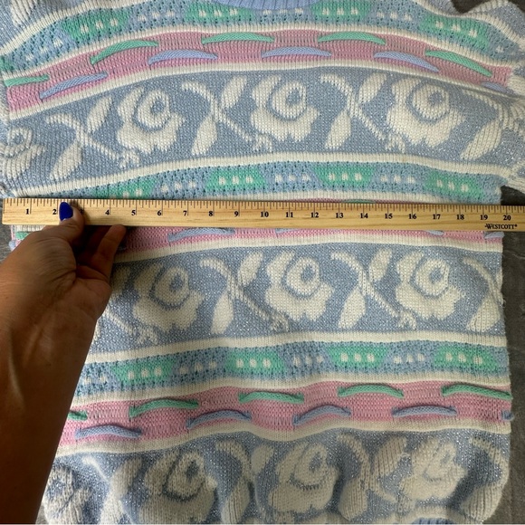 VTG 80s 90s Rose Textured 3D Knit Sweater Wms M NO SIZE TAG USA Pastel Glitter - Picture 7 of 14